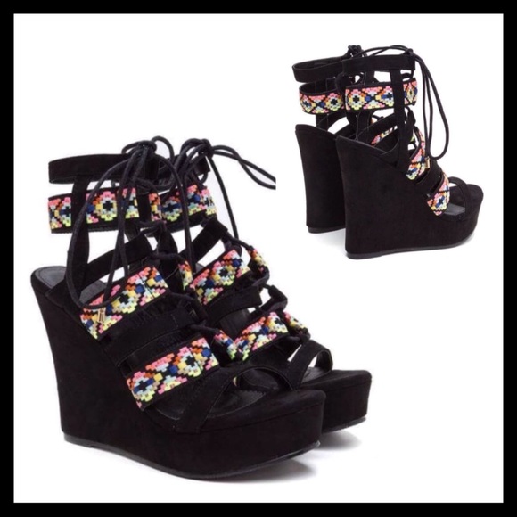 Liliana Shoes - Embroider Lace Up Platform Wedges!